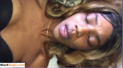 LEAK VIDEO: Dick so deep u can see it n her stomach
