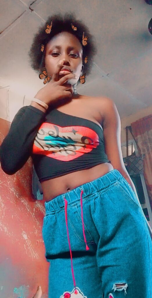 Nude tape of Sinivie from Delta State University