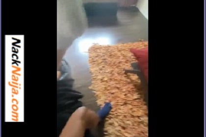 VIDEO: Fucking the manager