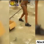 VIDEO: Kenyan girl entertaining the crowd totally naked VIDEO: Kenyan girl entertaining the crowd totally naked