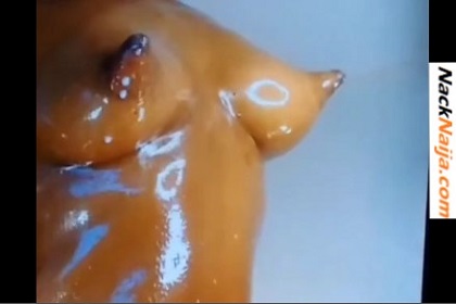 VIDEO: Horny nipples looking for a mouth to suck them
